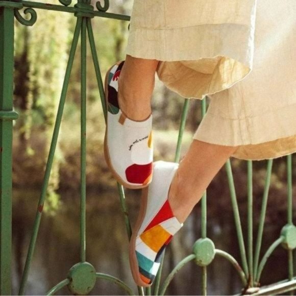 NWT UIN Slip On Shoes Canvas Comfortable Loafers Hold that Color - Picture 5 of 10